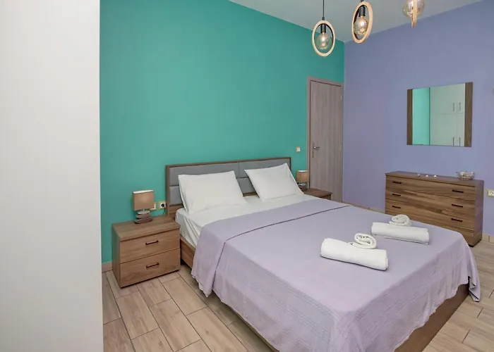 Stone House * Tripití